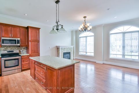 Photo 8 at 16 GRAY Lane, South Shore, Barrie