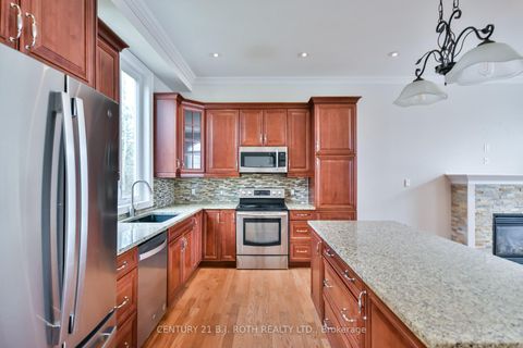 Photo 9 at 16 GRAY Lane, South Shore, Barrie