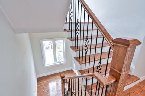 Photo 15 at 16 GRAY Lane, South Shore, Barrie