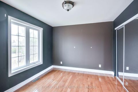 Photo 21 at 16 GRAY Lane, South Shore, Barrie