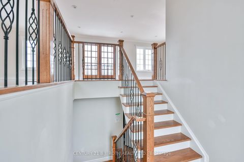 Photo 25 at 16 GRAY Lane, South Shore, Barrie