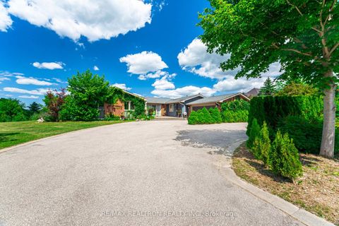 Photo 3 at 45 Simcoe Road, Rural King, King