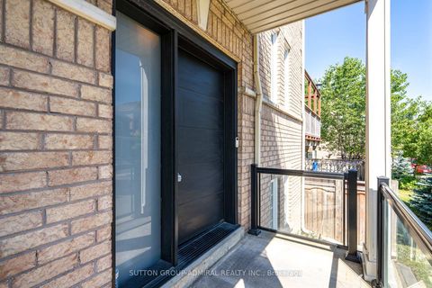 Photo 3 at 113 Sassafras Circle, Patterson, Vaughan