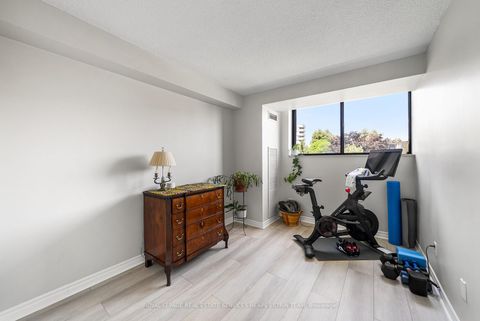 Photo 20 at 501 - 40 Baif Boulevard, North Richvale, Richmond Hill