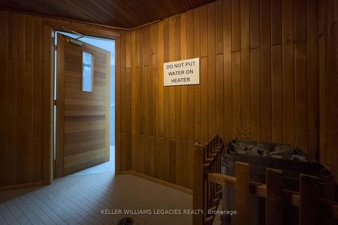 Photo 31 at 1601 - 7 Bishop Avenue, Newtonbrook East, Toronto
