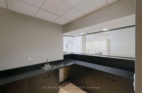 Photo 34 at 1601 - 7 Bishop Avenue, Newtonbrook East, Toronto