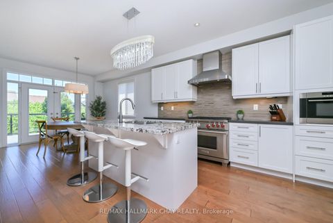 Photo 13 at 25 Card Lumber Crescent, Kleinburg, Vaughan