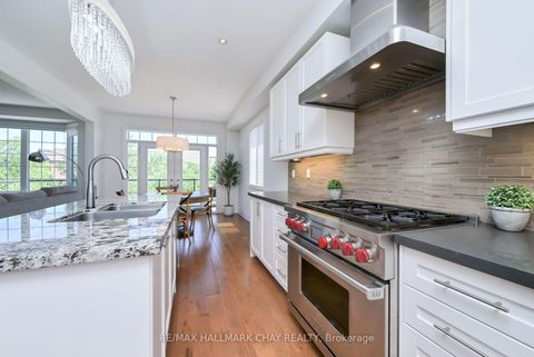 Photo 14 at 25 Card Lumber Crescent, Kleinburg, Vaughan