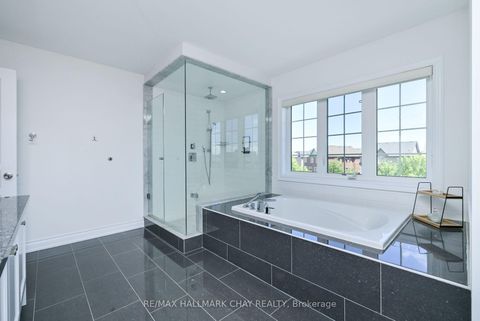 Photo 32 at 25 Card Lumber Crescent, Kleinburg, Vaughan