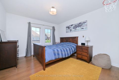 Photo 36 at 25 Card Lumber Crescent, Kleinburg, Vaughan