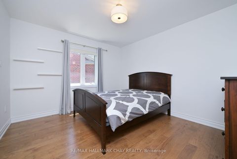 Photo 37 at 25 Card Lumber Crescent, Kleinburg, Vaughan