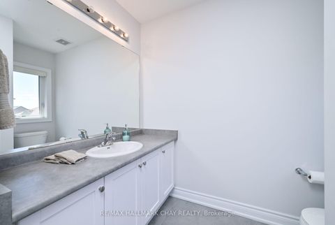 Photo 38 at 25 Card Lumber Crescent, Kleinburg, Vaughan