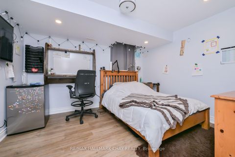 Photo 46 at 25 Card Lumber Crescent, Kleinburg, Vaughan
