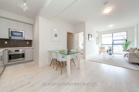 Photo 4 at 315 - 2916 Highway 7 Road, Concord, Vaughan