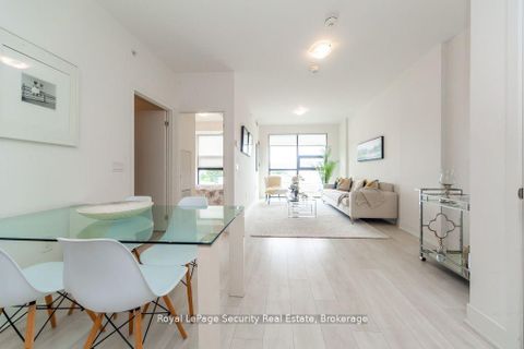Photo 5 at 315 - 2916 Highway 7 Road, Concord, Vaughan