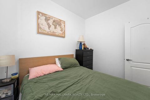 Photo 7 at 123 Lansdowne Avenue, Roncesvalles, Toronto