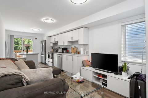 Photo 12 at 123 Lansdowne Avenue, Roncesvalles, Toronto
