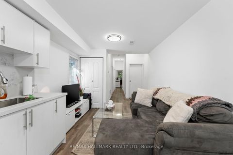 Photo 13 at 123 Lansdowne Avenue, Roncesvalles, Toronto