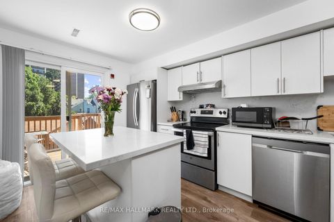 Photo 14 at 123 Lansdowne Avenue, Roncesvalles, Toronto