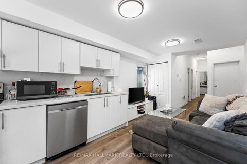 Photo 15 at 123 Lansdowne Avenue, Roncesvalles, Toronto