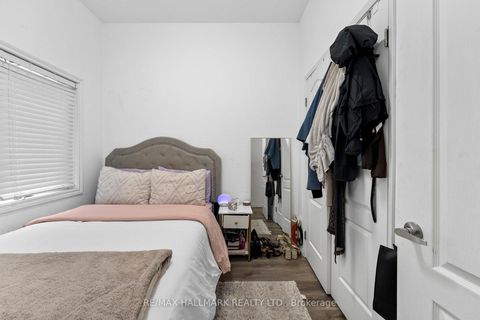 Photo 17 at 123 Lansdowne Avenue, Roncesvalles, Toronto