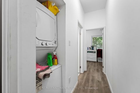 Photo 18 at 123 Lansdowne Avenue, Roncesvalles, Toronto