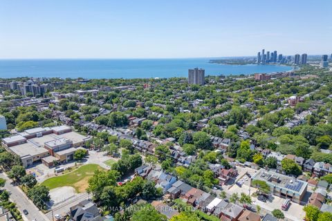Photo 35 at 123 Lansdowne Avenue, Roncesvalles, Toronto