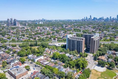 Photo 37 at 123 Lansdowne Avenue, Roncesvalles, Toronto
