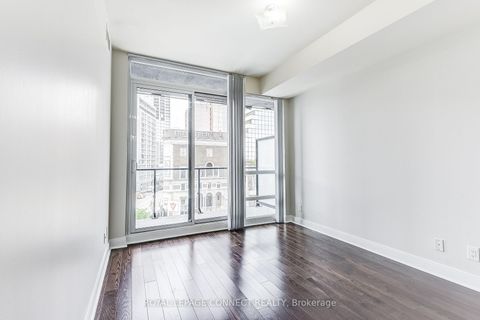 Photo 11 at 601 - 825 Church Street, Moore Park, Toronto