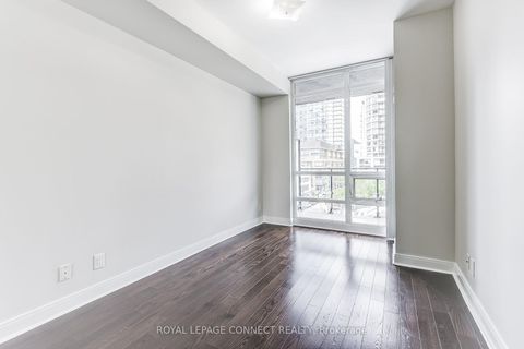 Photo 15 at 601 - 825 Church Street, Moore Park, Toronto