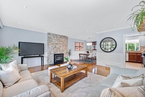 Photo 9 at 21 Page Avenue, Bayview Village, Toronto