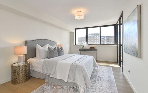 Photo 11 at 1605 - 40 Richview Road, Humber Heights, Toronto