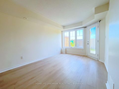 Photo 3 at 17 - 13 Eaton Park Lane, L'Amoreaux, Toronto