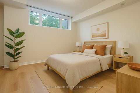 Photo 4 at 17 - 13 Eaton Park Lane, L'Amoreaux, Toronto