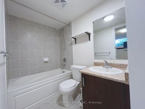 Photo 12 at 17 - 13 Eaton Park Lane, L'Amoreaux, Toronto