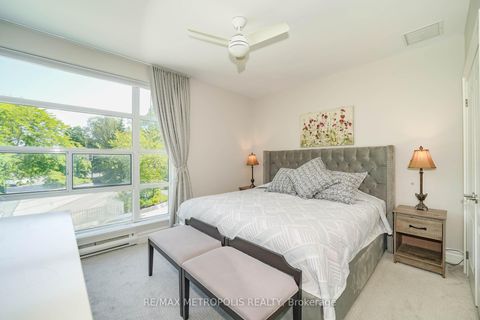 Photo 9 at 201 - 1 Watergarden Way, Bayview Village, Toronto
