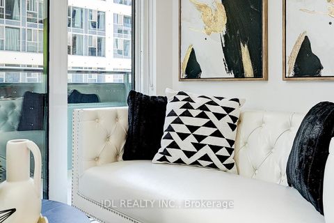 Photo 16 at 202 SE - 60 Princess Street, Waterfront Communities C8, Toronto