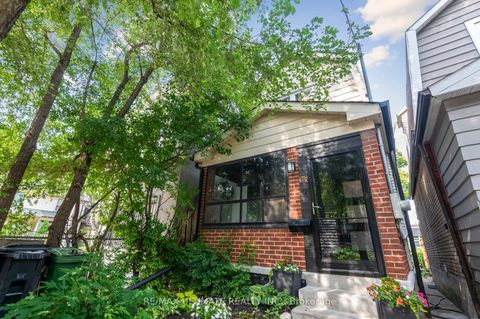 Photo 1 at 315 Cedarvale Avenue, Lumsden, Toronto