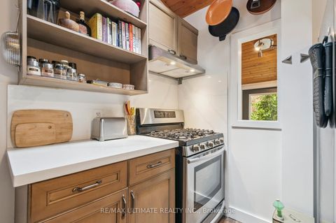 Photo 24 at 315 Cedarvale Avenue, Lumsden, Toronto