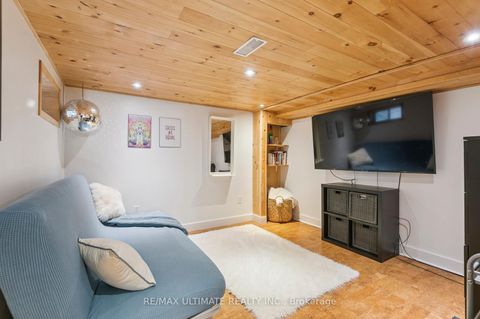 Photo 37 at 315 Cedarvale Avenue, Lumsden, Toronto