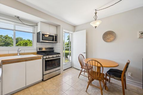 Photo 9 at 1324 Elgin Crescent, FA Falgarwood, Oakville