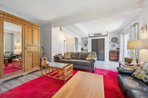 Photo 13 at 1324 Elgin Crescent, FA Falgarwood, Oakville