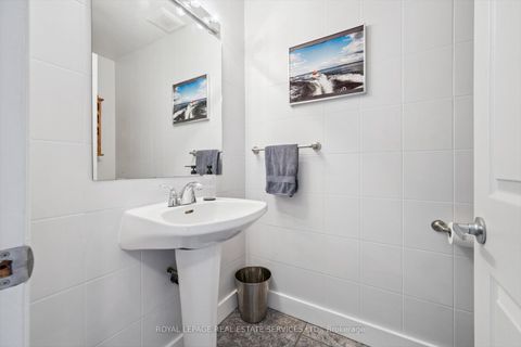 Photo 16 at 1324 Elgin Crescent, FA Falgarwood, Oakville