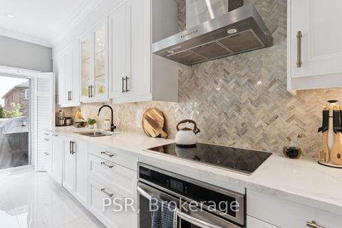 Photo 13 at 2136 Redstone Crescent, WM Westmount, Oakville