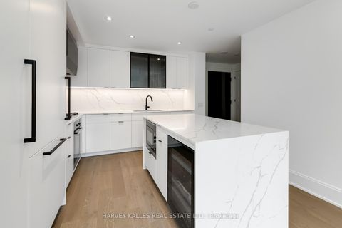 Photo 10 at 205 - 355 Bedford Park Avenue, Nortown, Toronto