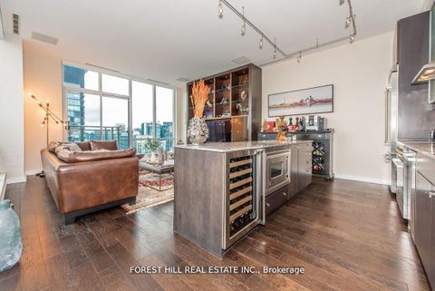 Photo 11 at PH01 - 15 Fort York Boulevard, Waterfront Communities C1, Toronto