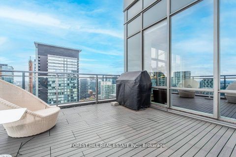 Photo 30 at PH01 - 15 Fort York Boulevard, Waterfront Communities C1, Toronto