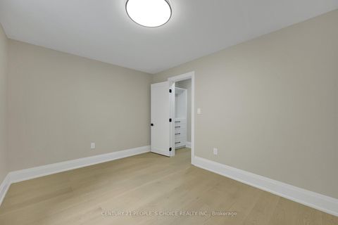 Photo 30 at 2091 BRIDGE Road, WO West, Oakville