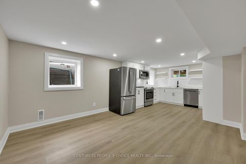 Photo 33 at 2091 BRIDGE Road, WO West, Oakville