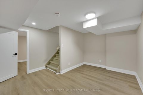 Photo 43 at 2091 BRIDGE Road, WO West, Oakville